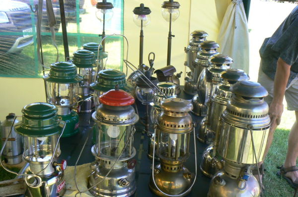 1243889651-P1020788_opt.jpg