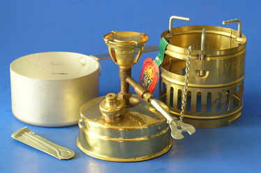 1283705988-SVEA123spread.jpg