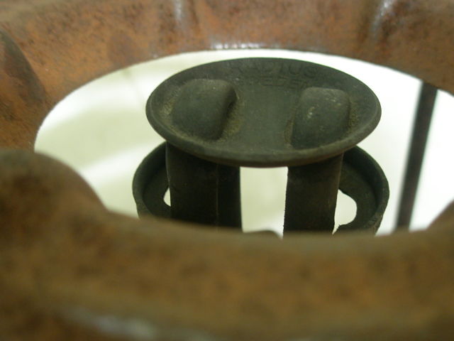 1339584145-P6131386_opt.jpg