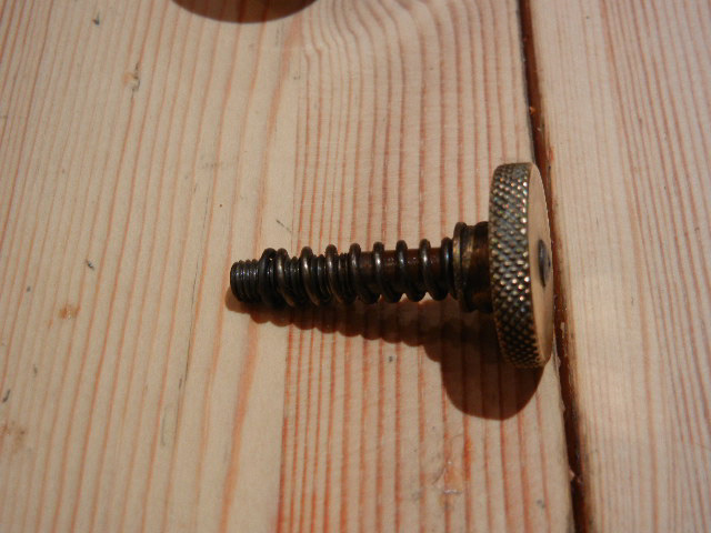 1389124372-joint_screw.jpg