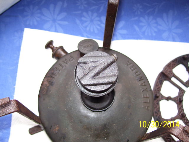 1414738678-1885_-_1886_Alexandra_Stove_010_opt.jpg