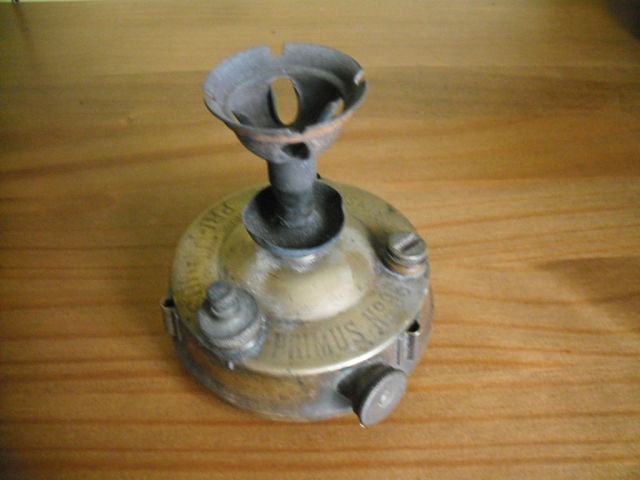 1429476836-2.jpg