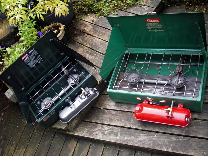 Coleman 424, manufactured in 2006 | Classic Camp Stoves