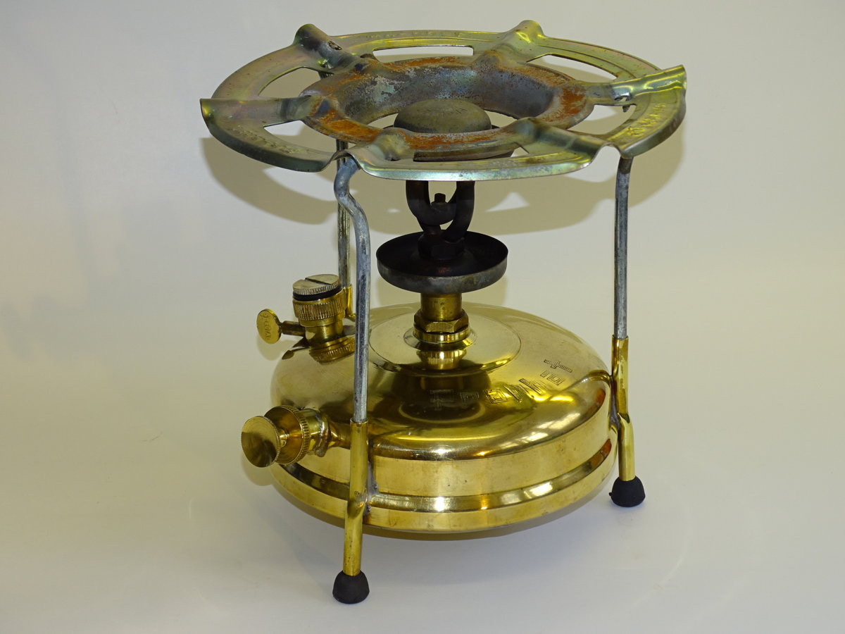 Rocket stove / Poêle de camping style industriel