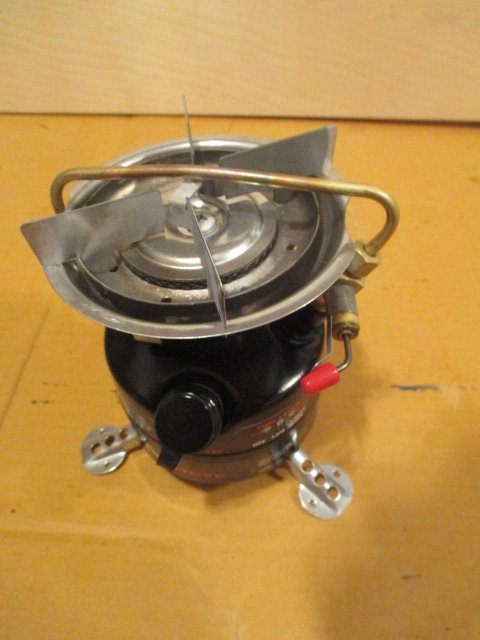 Coleman Peak 1 Feather 400 Aug. 2003 | Classic Camp Stoves