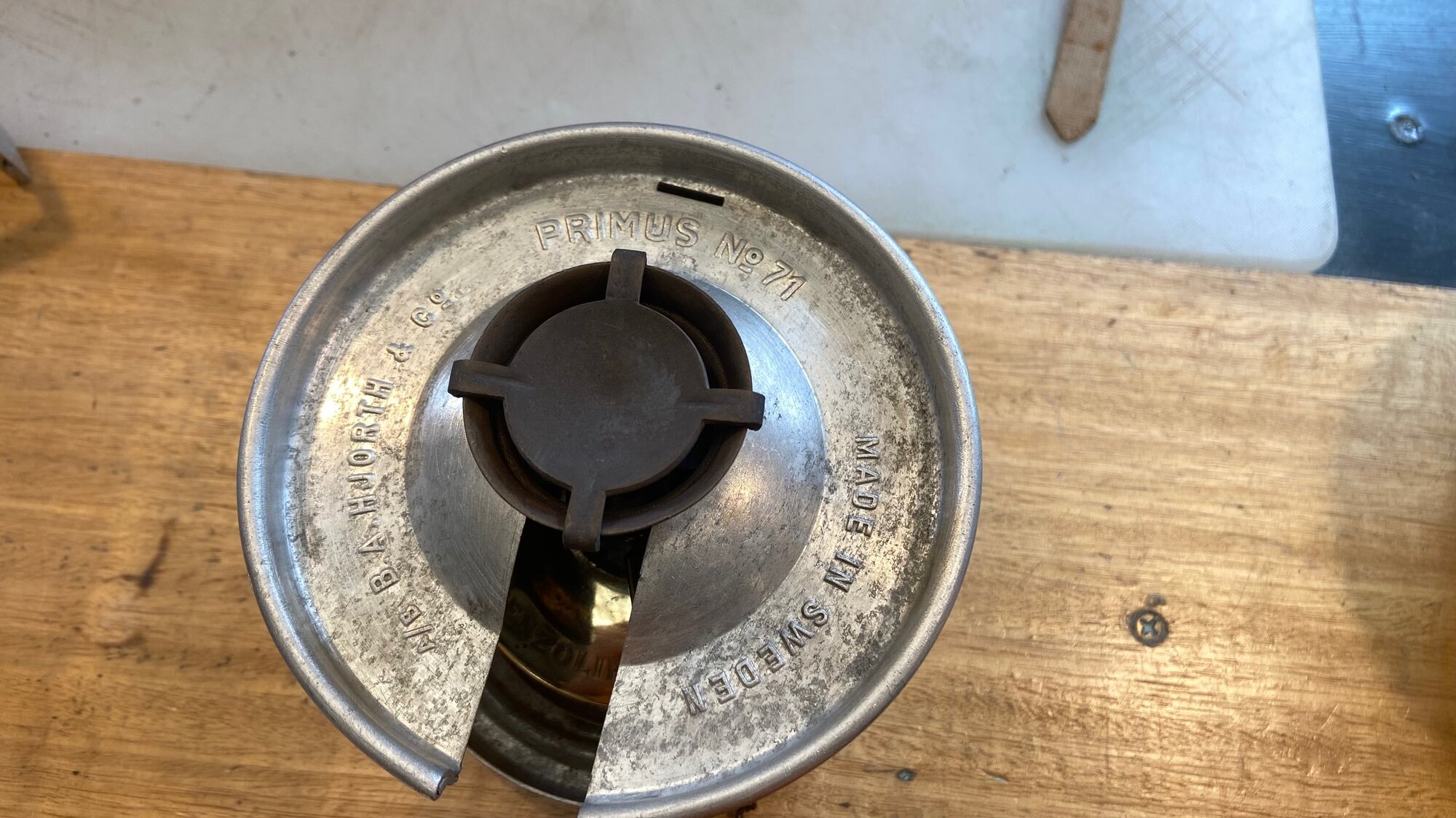 Primus No71e タンク刻印AB Primus 71 - Identification | Classic Camp Stoves