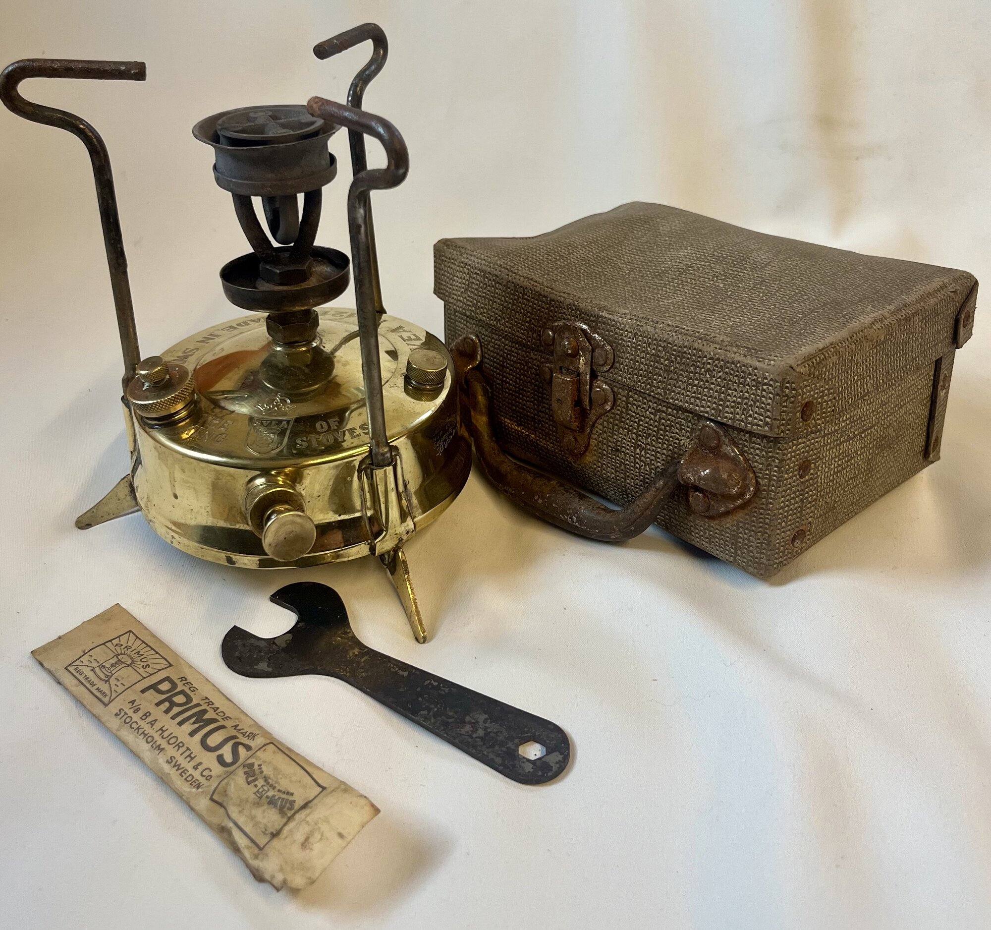 Svea 121 L in a Lizard skin box | Classic Camp Stoves