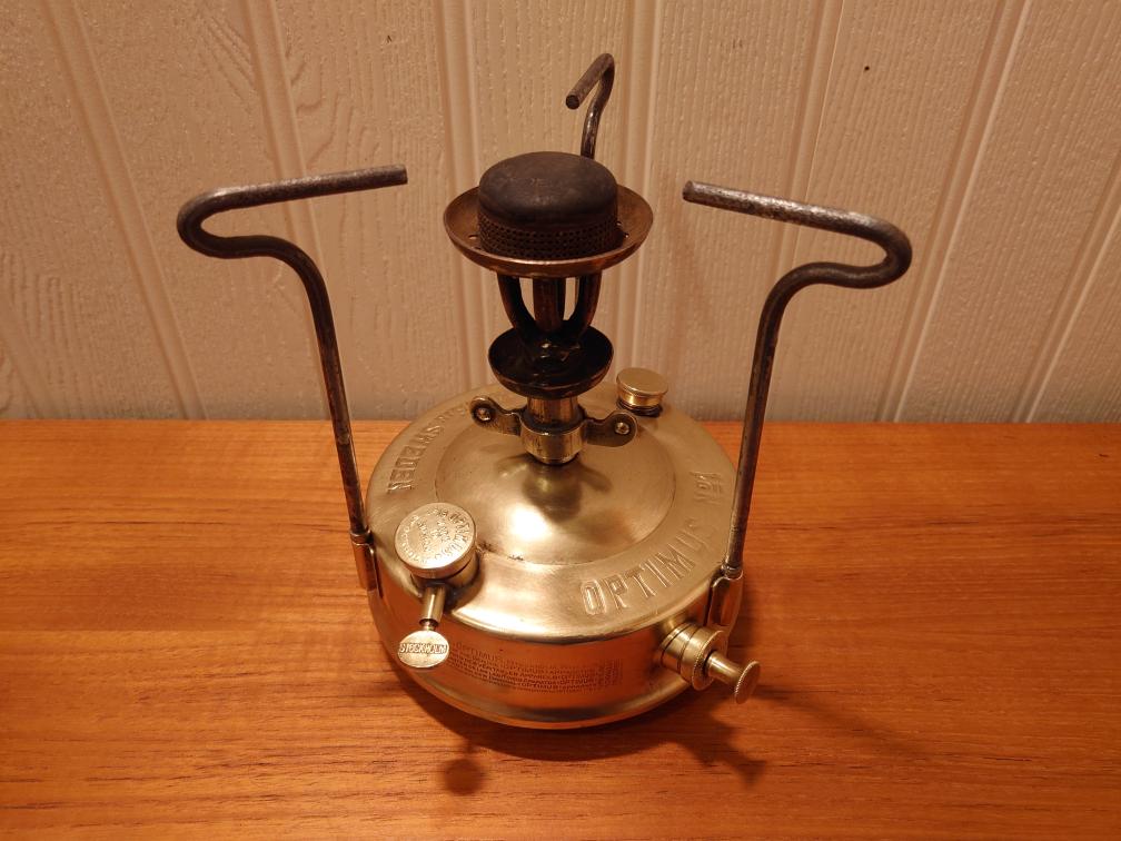 Optimus No.1 Traveller [Bun Feet] (2025) - 02.jpg