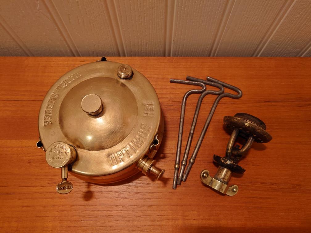 Optimus No.1 Traveller [Bun Feet] (2025) - 06.jpg