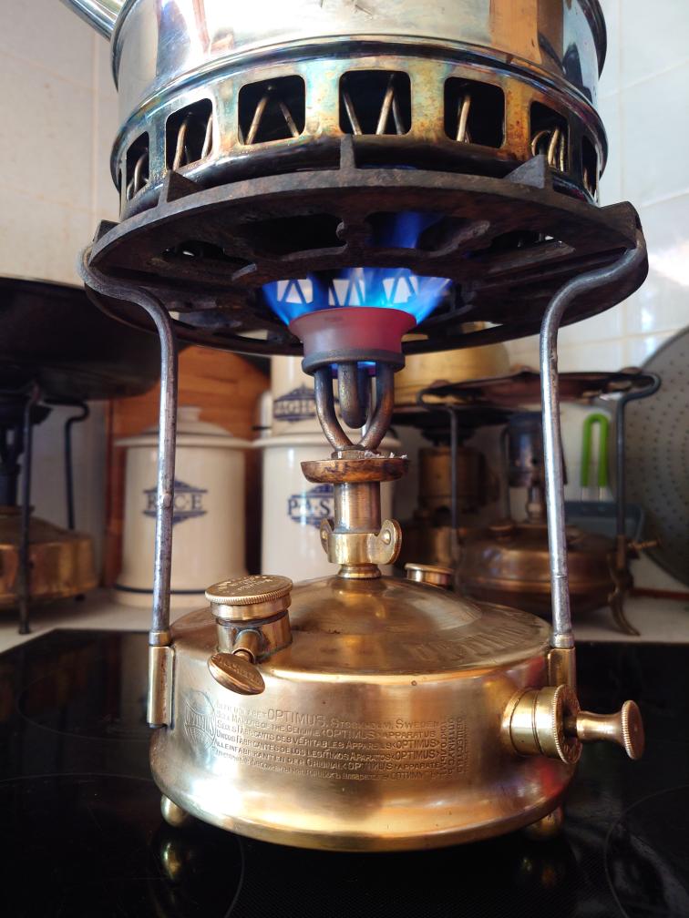 Optimus No.1 Traveller [Bun Feet] (2025) - 29.jpg