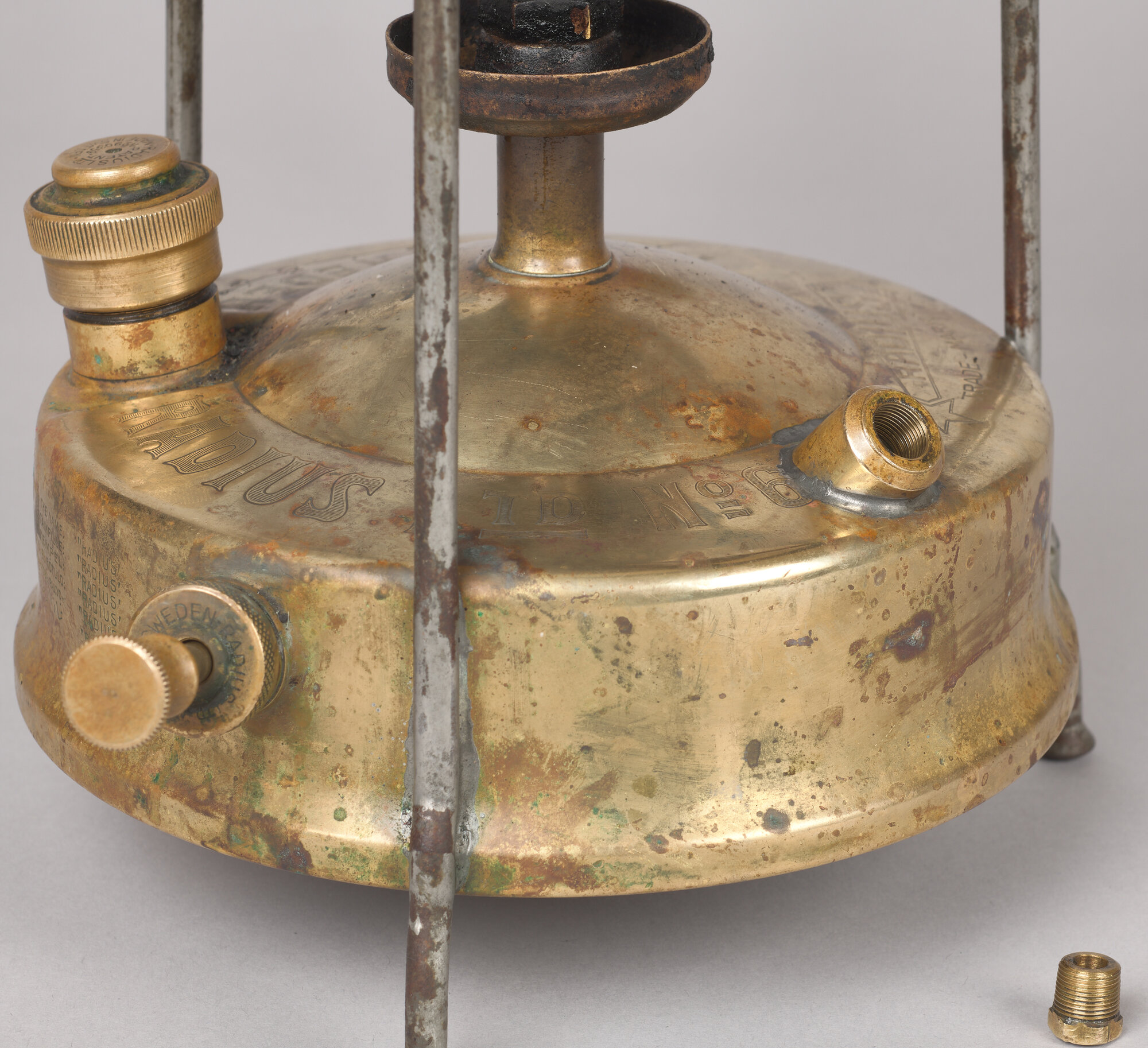 Radius No. 6 - 0755_V1.jpg