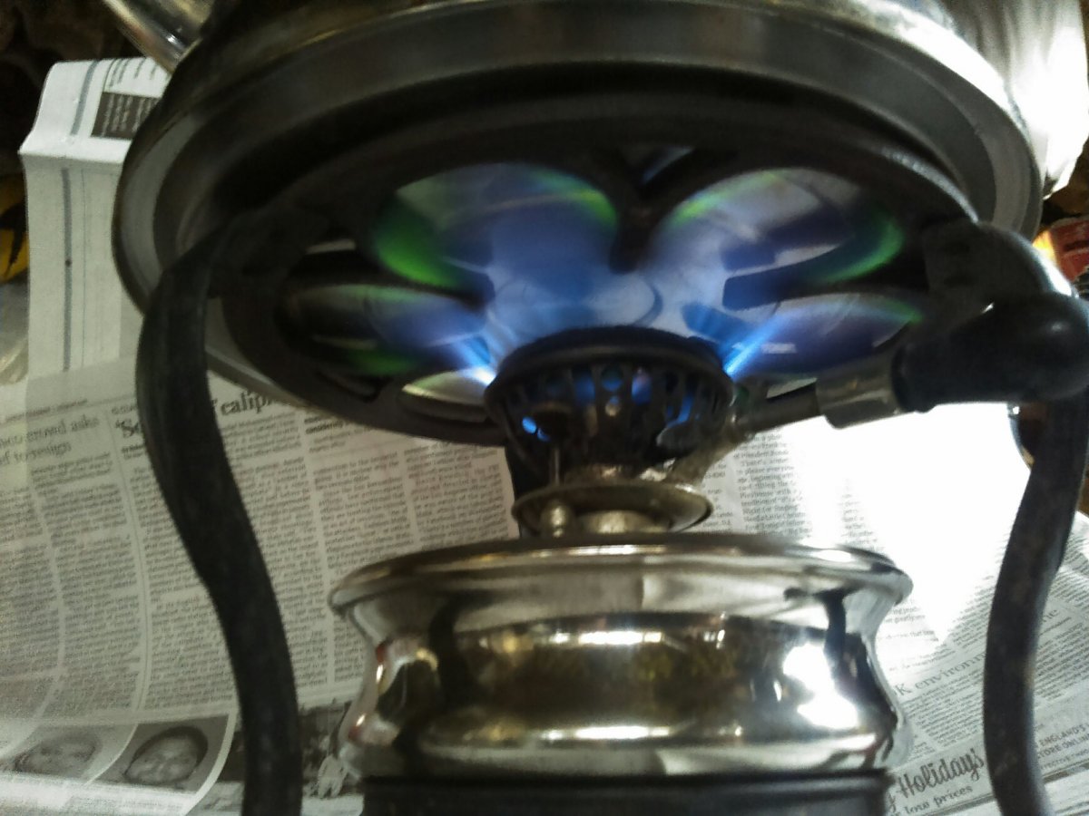 Sternau Vapor Lamp FLAME.jpeg