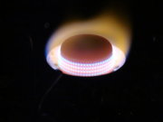 1243403828-Solus_1_flame_opt.jpg