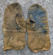 gloves_01.jpg