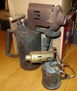 Howes Burley Barthell blowlamp 1918 f.JPG