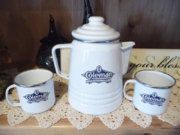 1264263671-coffeepot-01.jpg